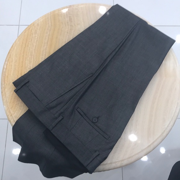 BRAND NEW & AUTHENTIC! Armani suit set - Picture 3 of 5